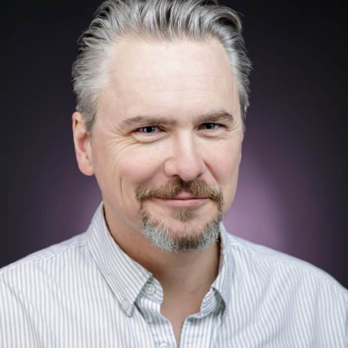 Dr Matthew Barr