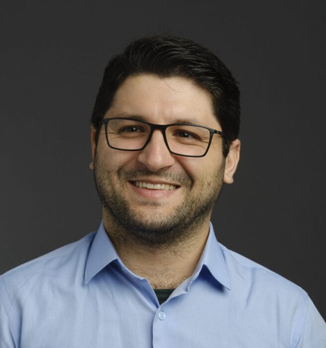 Dr Morteza Amjadi Kolour