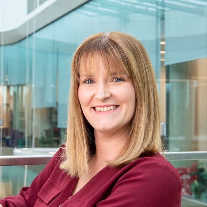 Dr Nicola Bell