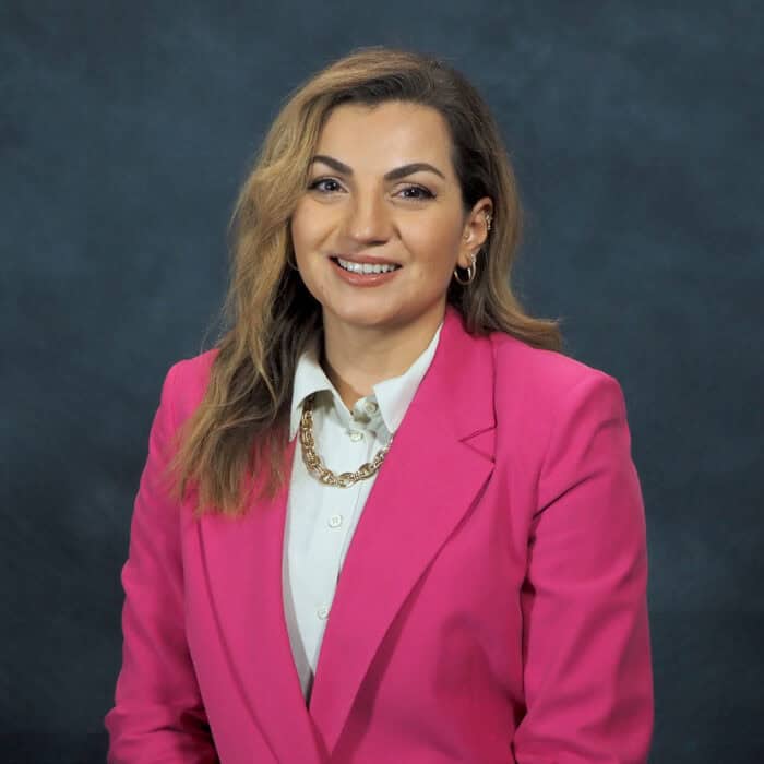 Photo of Dr Lina Mohjazi