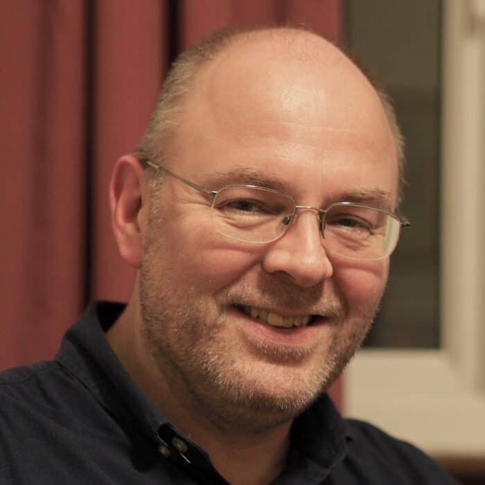 Photo of Dr Colin Perkins